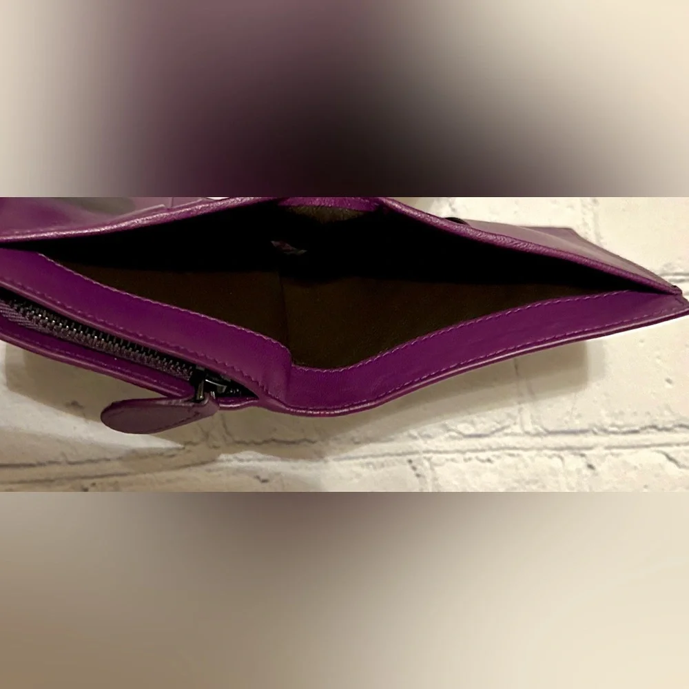 Like New Purple Bottega Veneta Intrecciato Leather Compact Wallet With Box - Picture 14 of 16